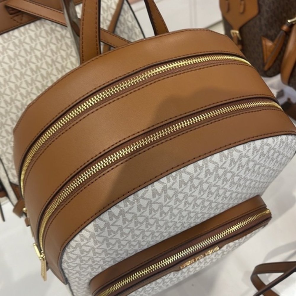 Michael Kors Jaycee Large Zip Pocket Backpack Vanilla - Picture 7 of 16